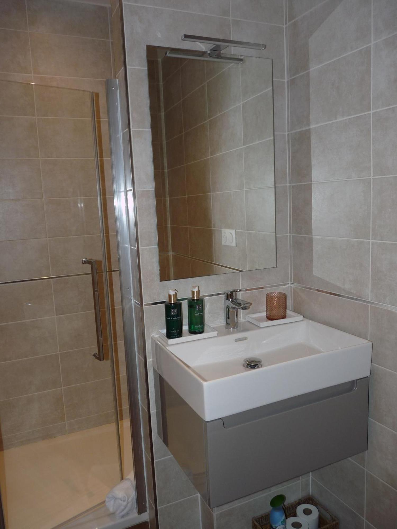 Bed and Breakfast Le Limas Avignon Zimmer foto